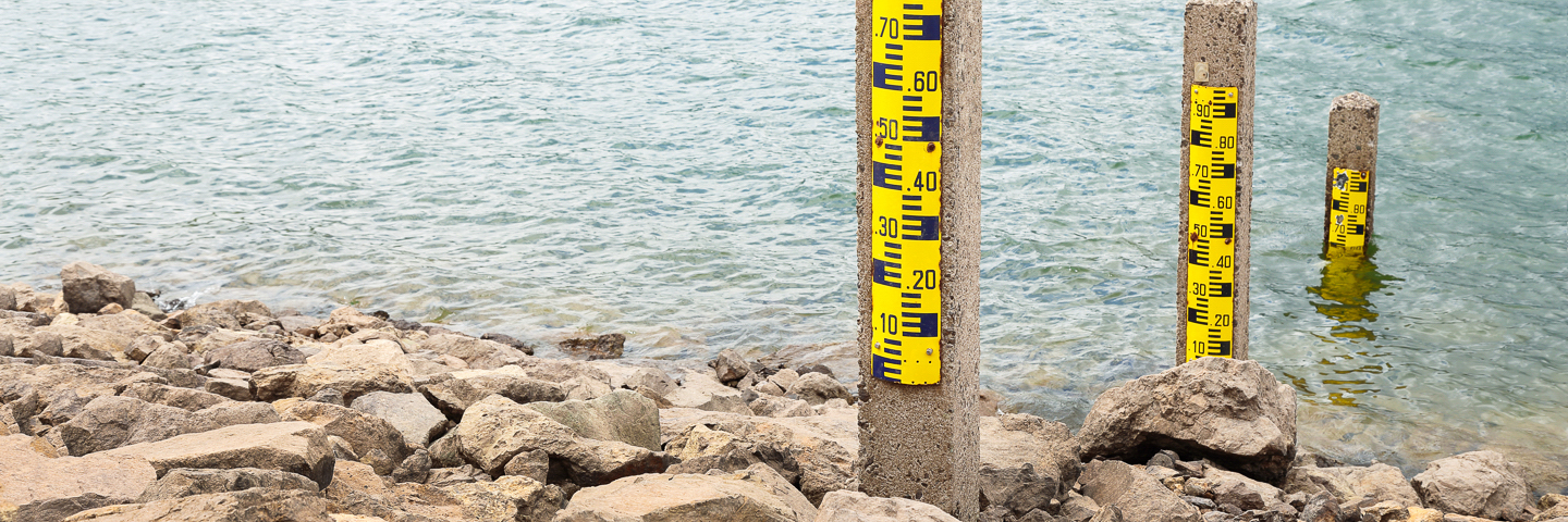 Water level sea markers